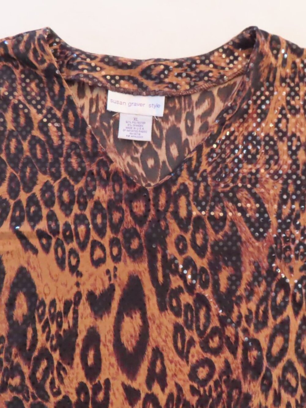 Susan Grave Top Animal Print Short Sleeve Shiny Sequins XL Made in USA Neutral